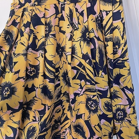 J. Crew Piqué Tailored Dress Double V Neck Navy Floral Yellow Pink Size 6 EUC - Picture 9 of 16